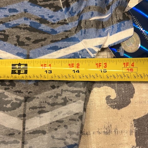 University of Kentucky women’s t-shirt! - Picture 4 of 4